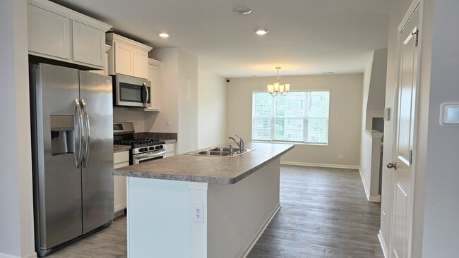 Photo - 2484 Alison Ave