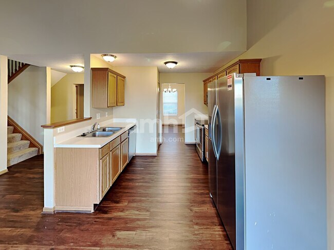 Photo - 8023 Crete Ln