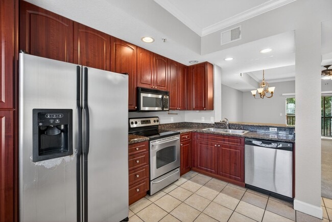 Photo - Condo For Rent In Il Villagio