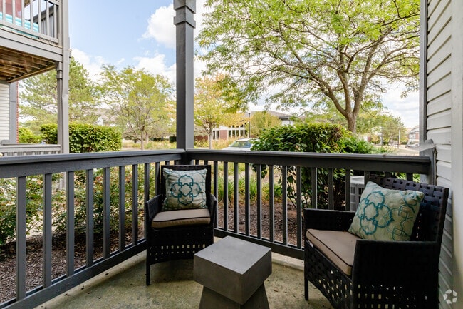 2BR, 2BA - View