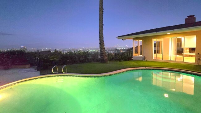 Photo - 3903 Carol Court