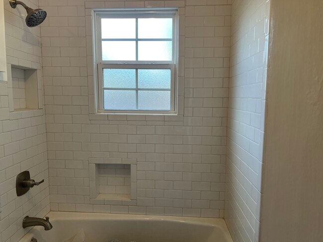 Photo - 2204 29th St