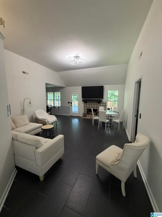 Photo - 8012 Rockhampton Cir