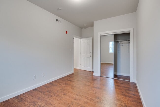 Photo - Newly Renovated Temple Apartments Unit 3