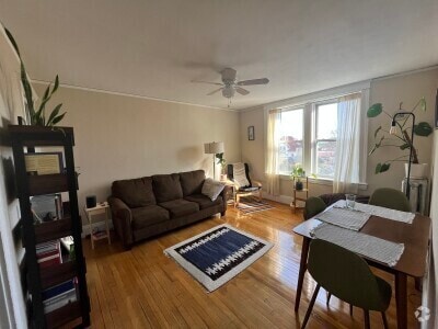 Building Photo - 11 Symphony Rd Rental