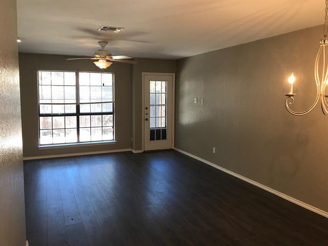 Photo - 7326 Kingswood Cir