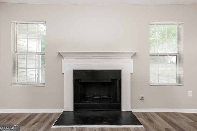 Photo - 6525 Alford Way