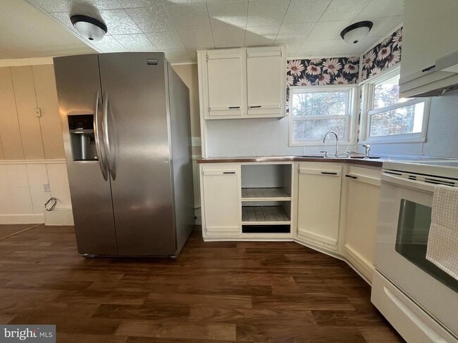 Photo - 1298 Black Gap Rd