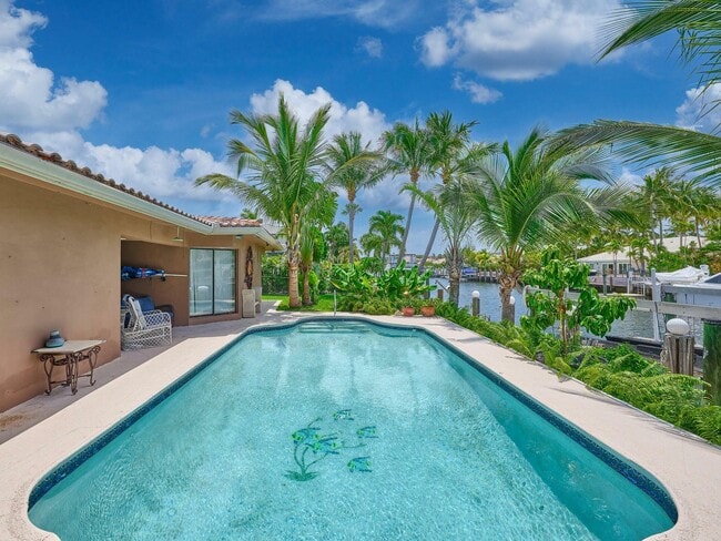 Photo - 2810 NE 48th Ct