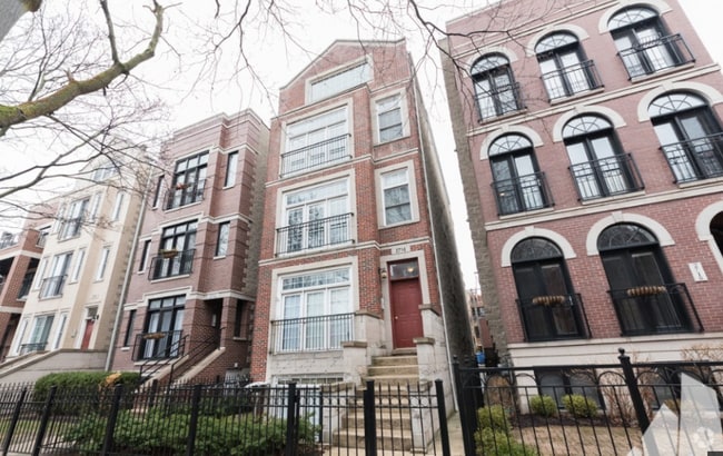 Building Photo - 2714 N Wayne Ave Unit 3 Rental