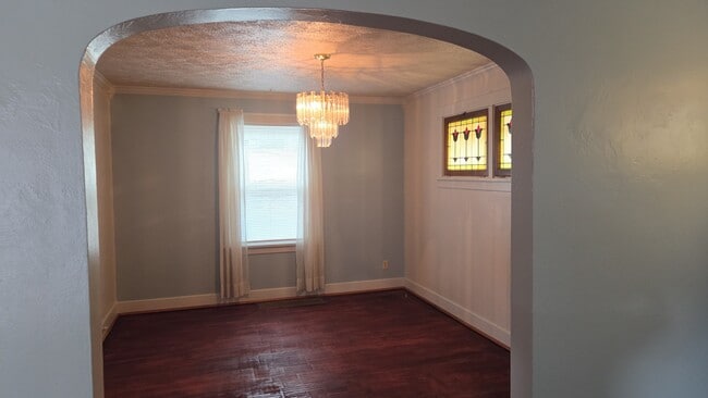 Photo - 1233 Brookline Blvd