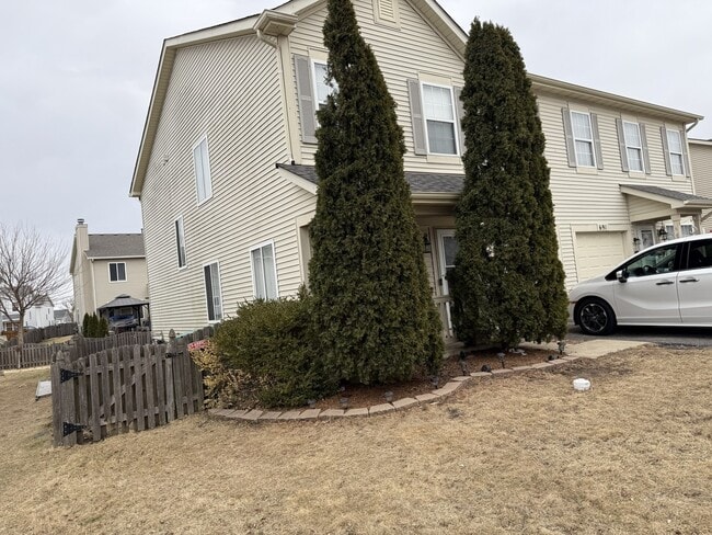 Photo - 689 Shannon Dr