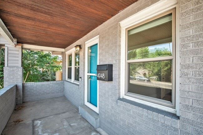 Photo - Charming 4Bed/2Bath Bungalow in Highlands