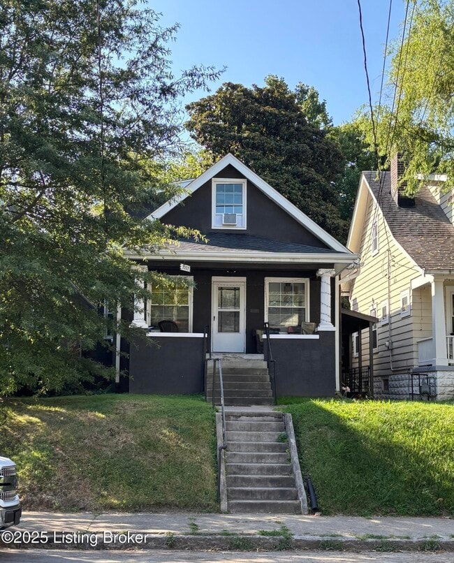 Building Photo - 2052 Midland Ave Unit 4 Rental