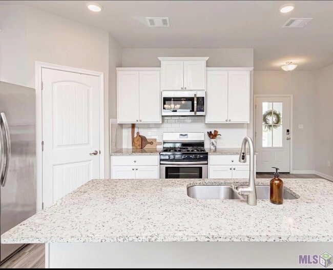 Photo - 1219 Foxtail Dr