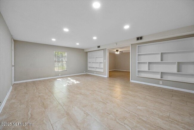 Photo - 4124 Lane Ave S