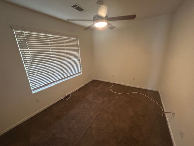 Photo - *** MOVE IN SPECIAL - $300.00 OFF FIRST MONTHS RENT***