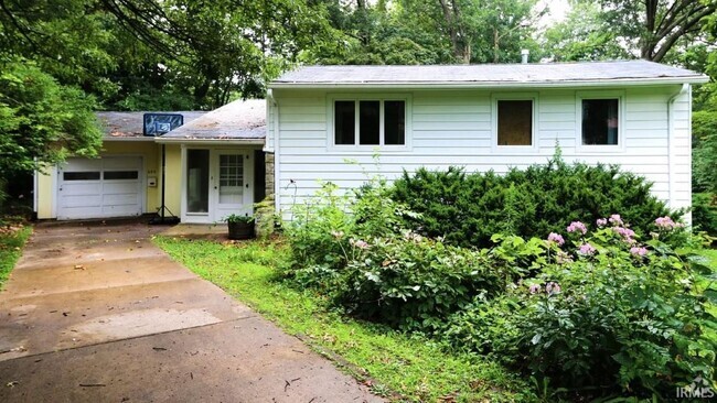 Building Photo - 605 Riley Ln Rental