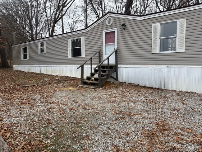 Building Photo - 4058 Veterans Hwy W