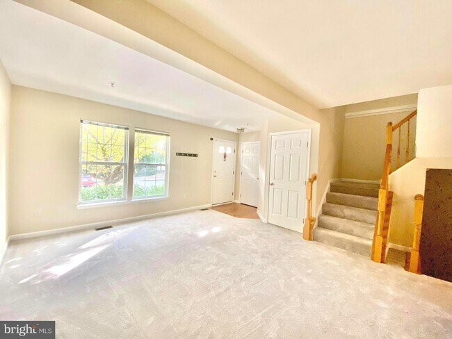 Photo - 13765 Palmetto Cir