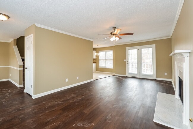 Photo - 449 Shoal Ct