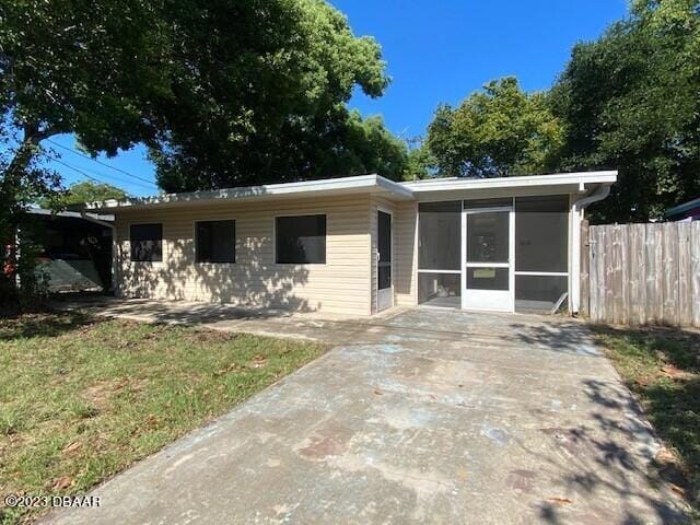 Building Photo - 2609 Anastasia Dr Rental