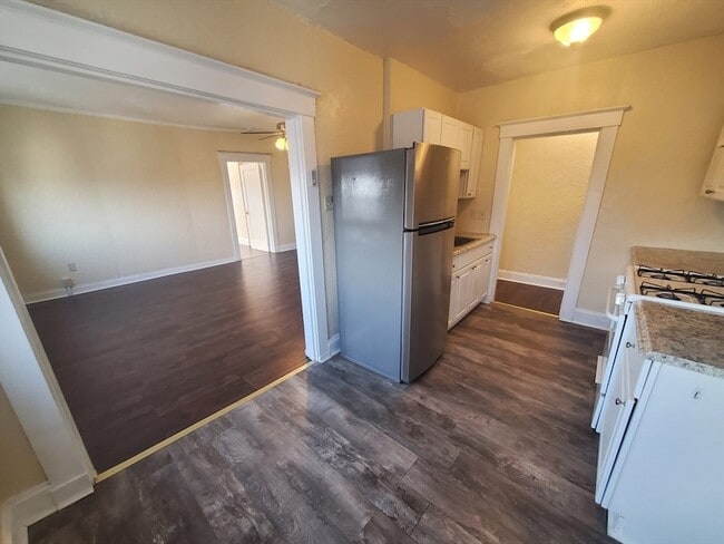 Photo - 415 County St Unit 512