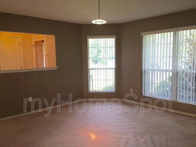 Photo - 6805 Cedar Lake Dr