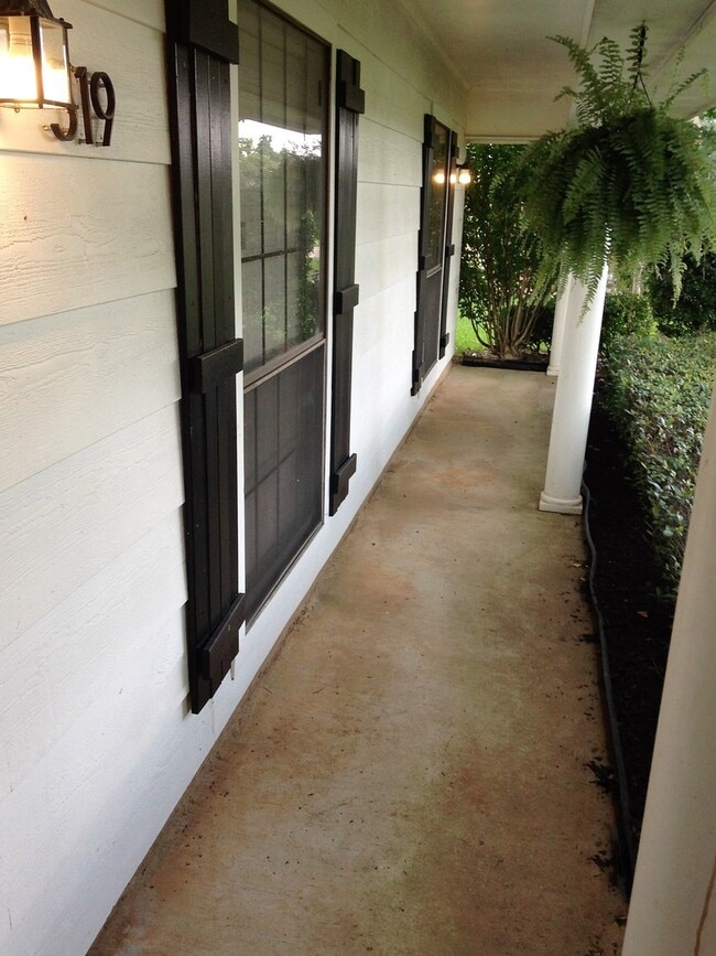 Photo - ** 3/2 IN NEW GREENACRES PLACE **