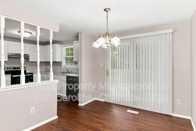 Photo - 8115 Bald Ridge Dr