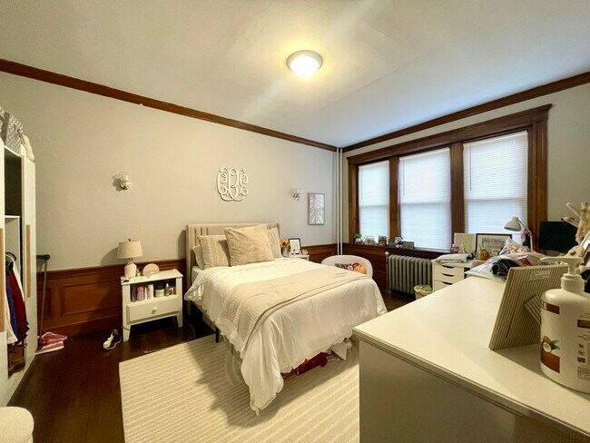 Photo - 25 Green St Apartments Unit 4
