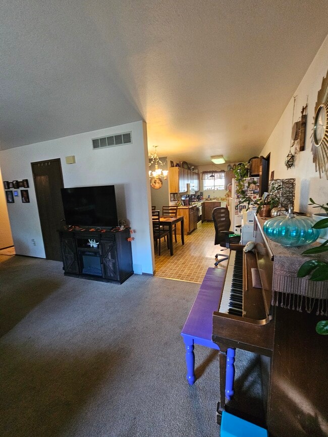 Photo - 1405 Pine Cone Rd