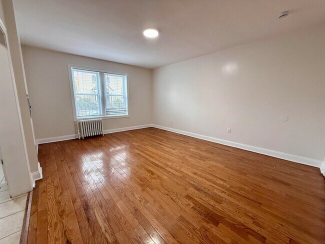 Photo - 546 Bergen Ave Unit A7