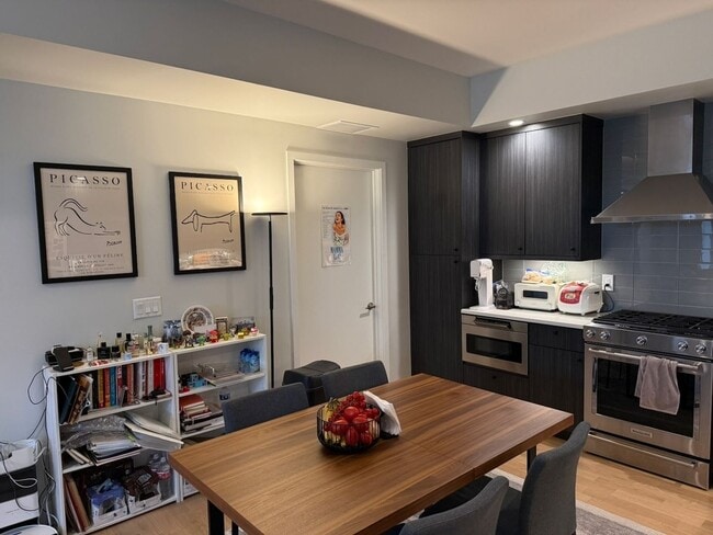 Photo - 2718 Pine St