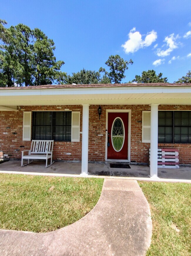 Photo - 7640 Laurie Ln