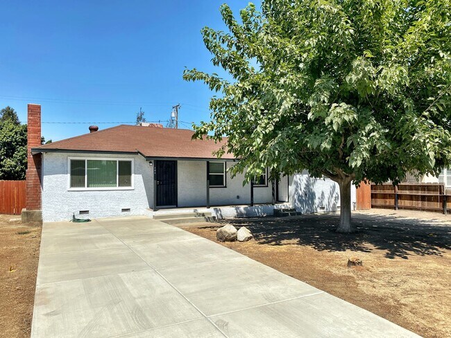 Photo - 304 W Sandra Ave Unidad House