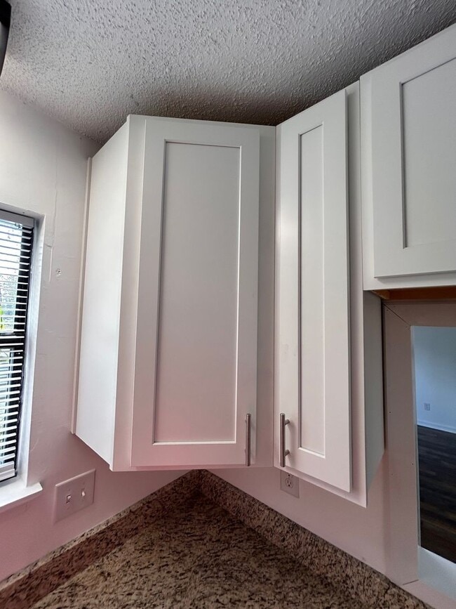 Photo - 224 Miami St Unit B