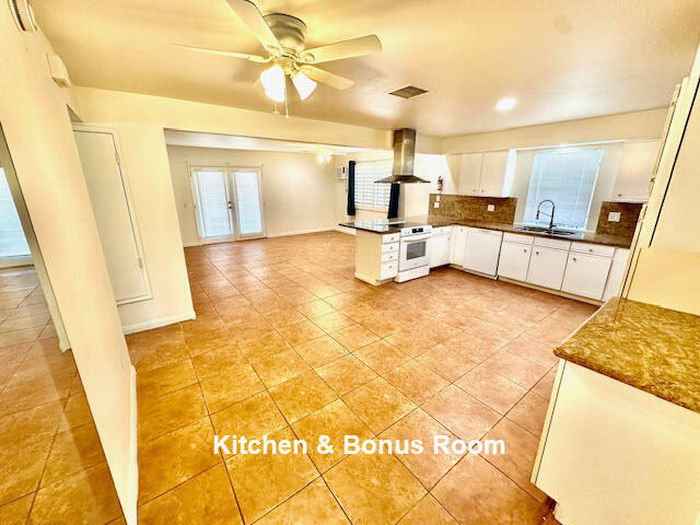 Photo - 73073 Santa Rosa Way