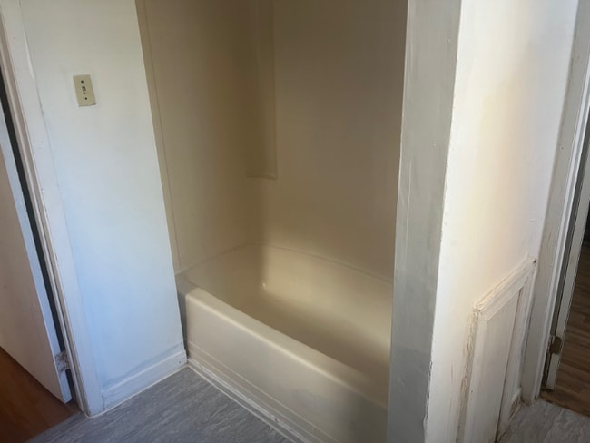 Photo - 109 E Stewart Ave Unit 1st Floor