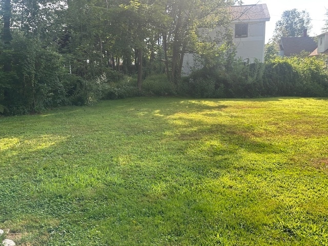 Amplio patio - 30 Pleasant St