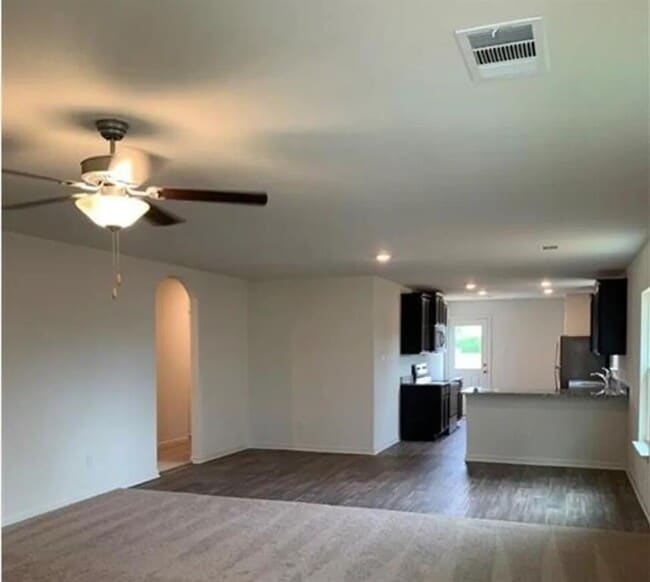 Photo - 213 Cres Park Dr