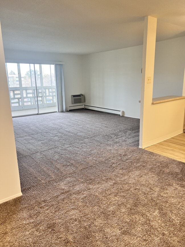 Photo - 9655 Center Ave