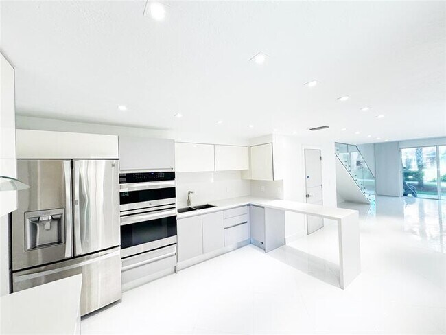 Photo - 1549 Barcelona Way Townhome