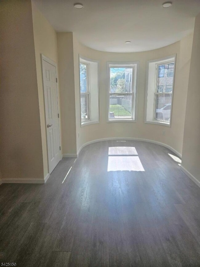 Photo - 167 S 9th St