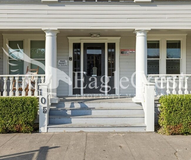 Photo - 105NSP Unit 202