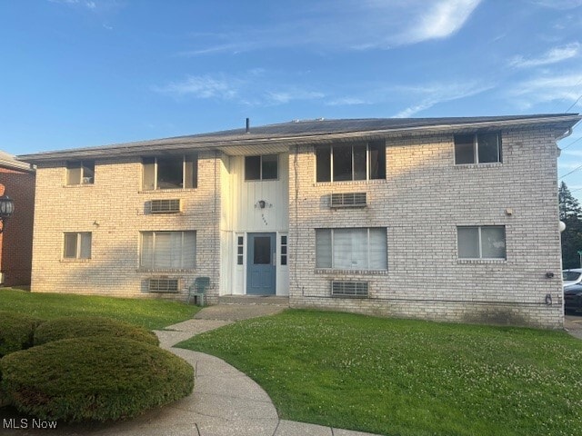 Building Photo - 2000 Woodlawn Ave NW Unit 10 Rental
