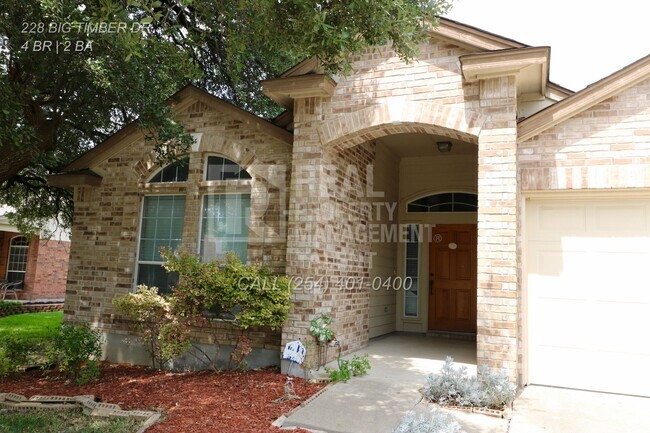 Building Photo - 4 Bedroom, 2 Bathroom Home for Rent in Tem...