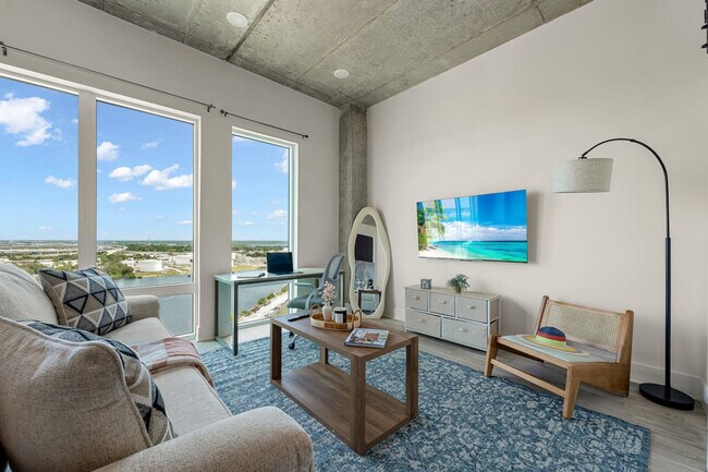 Photo - 617 N 12th St Unit ID1312520P