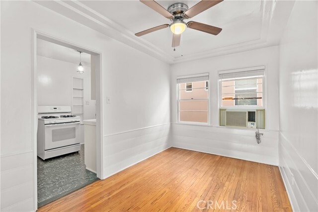 Photo - 263 N Swall Dr