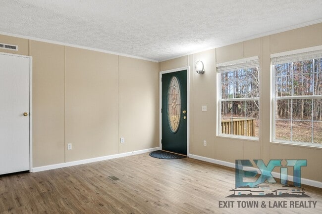 Photo - Beautiful Fully Renovated 3 Bed 2 Bath Home